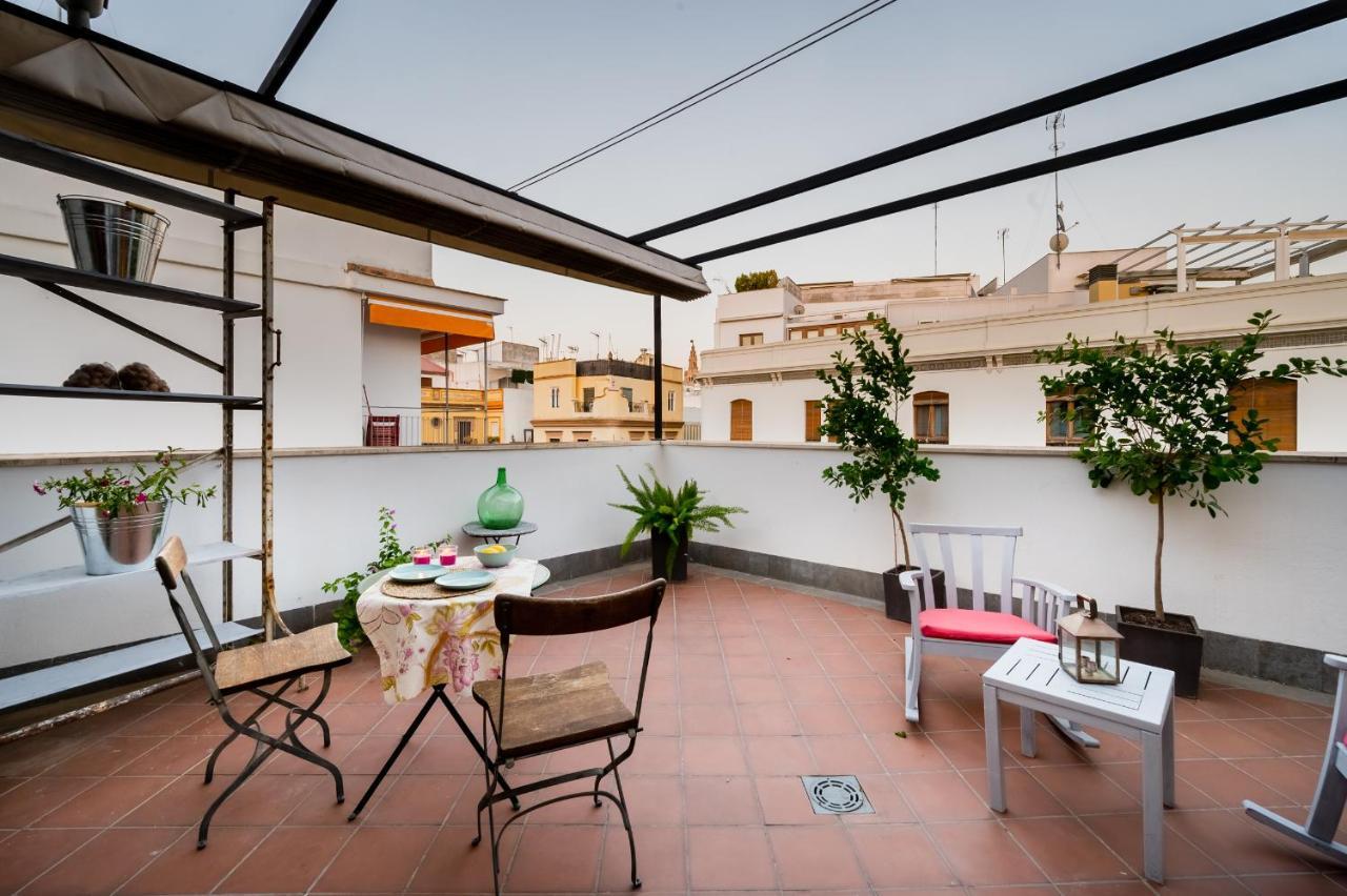 Anfitrion Sevilla Luaran gambar